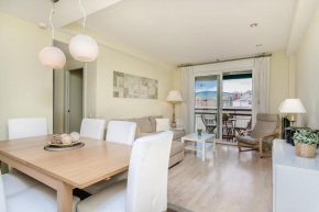 Отель Elegant 3bed with views of Sagrada Familia  Барселона